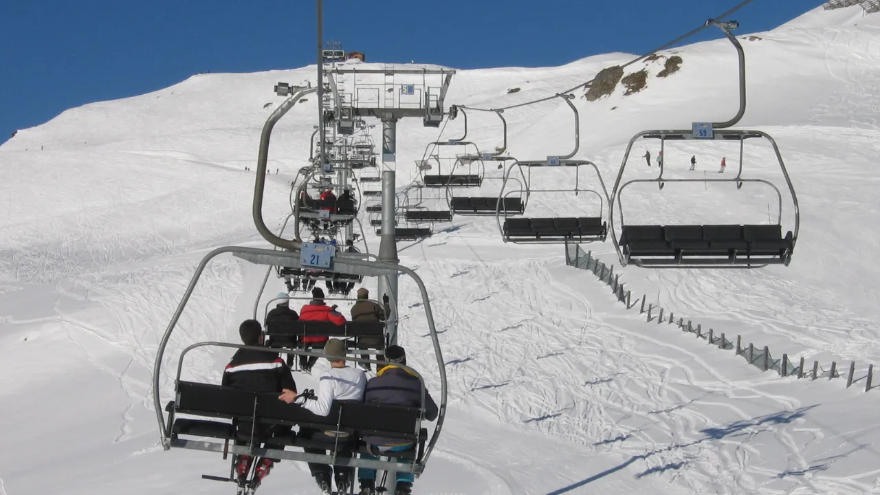 Japonya'da kayak merkezinde korkunç olay! Telesiyejde sıkışan çocuk feci şekilde can verdi