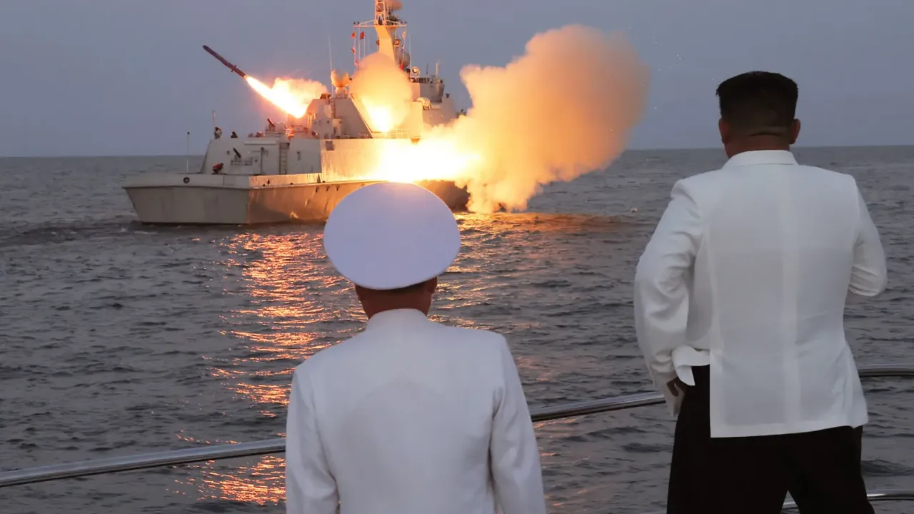 Kim Jong-Un dünyaya gözdağı verdi! Füzeler 170 dakika havada kaldı