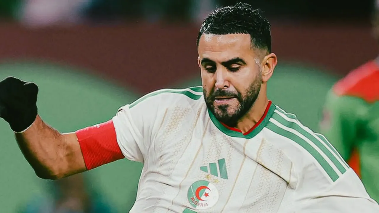  Riyad Mahrez attı, Cezayir son 16'ya adını yazdırdı