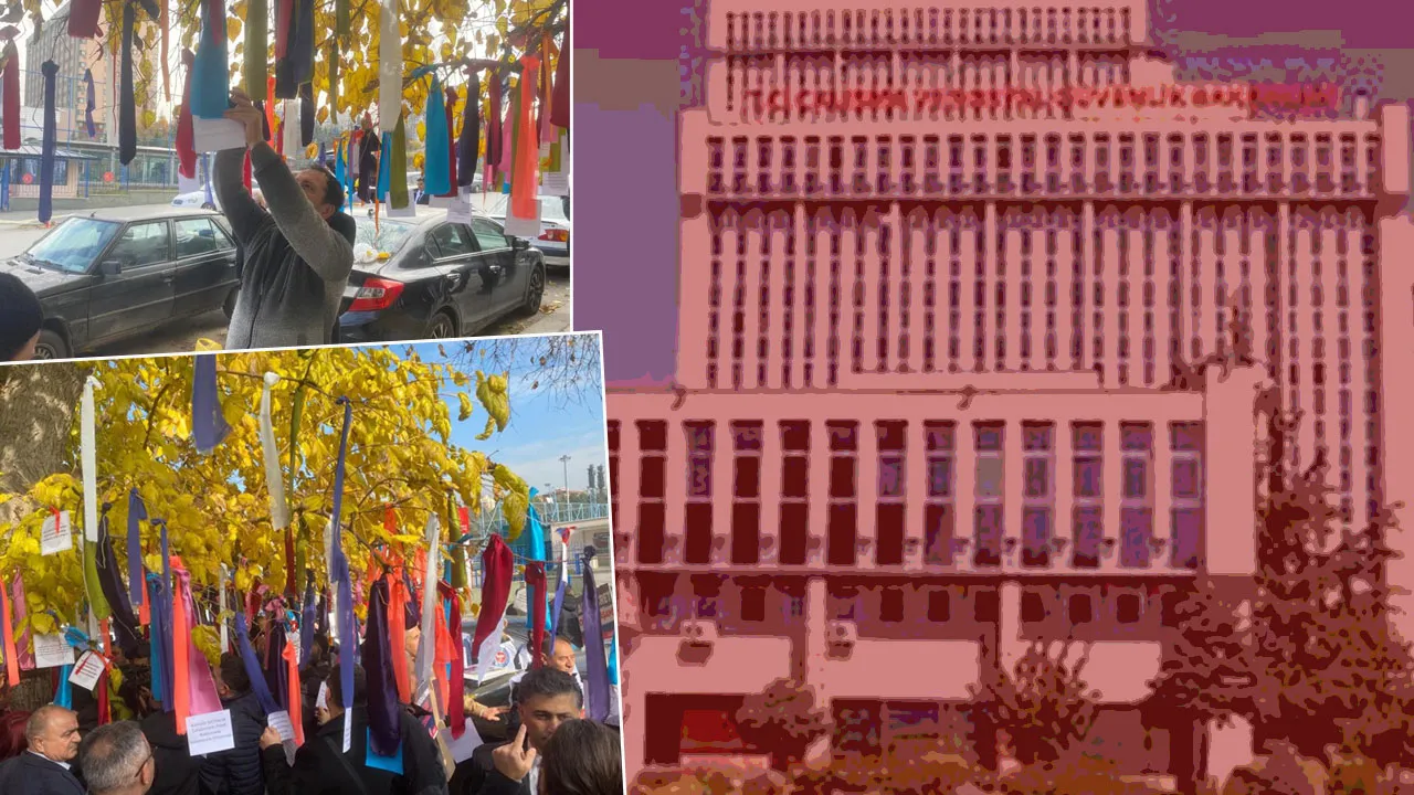 Bakanlık önünde 'dilek ağacı'! Memurlar taleplerini yazdı