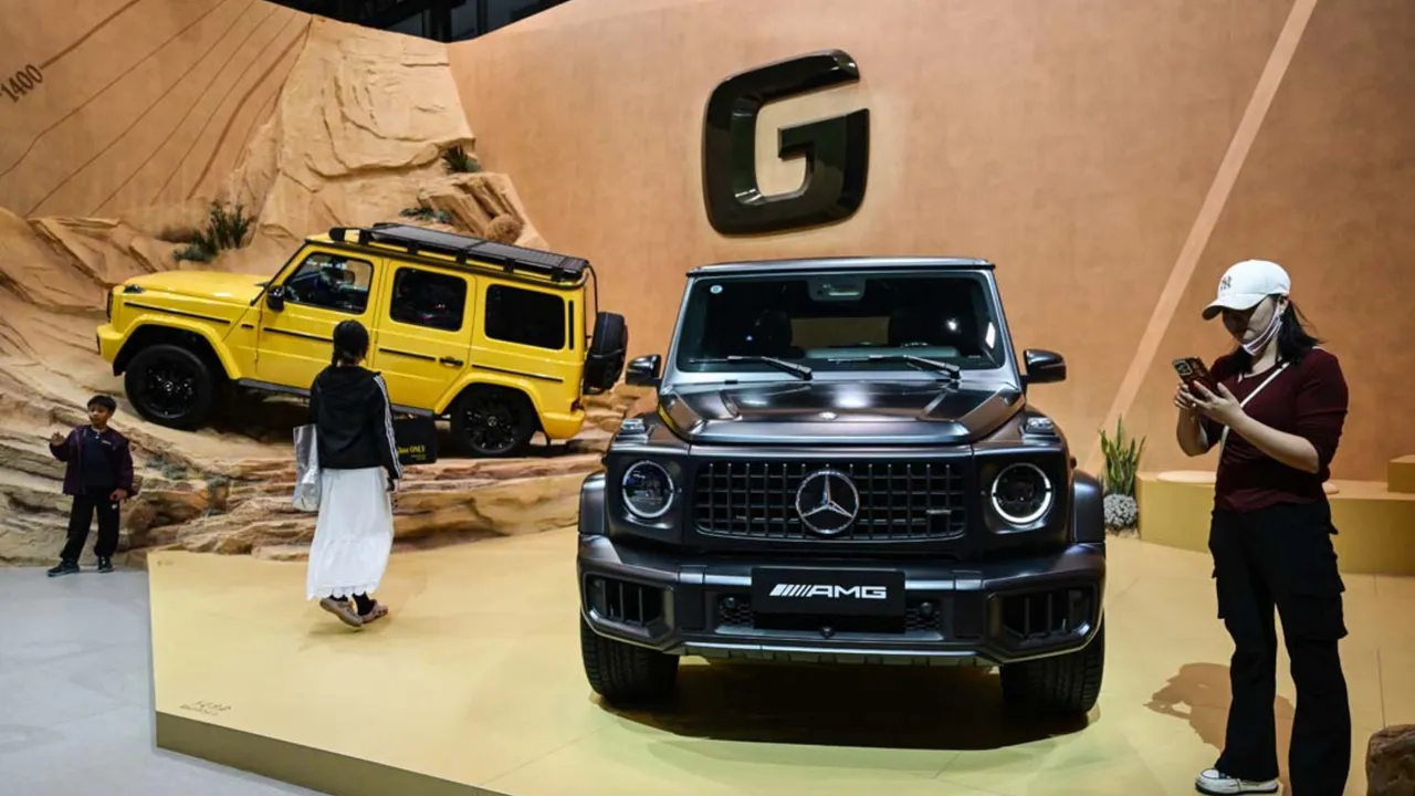 Dünyanın en modern otomobilleri bir arada! Milyonların gözü bu fuardaydı 