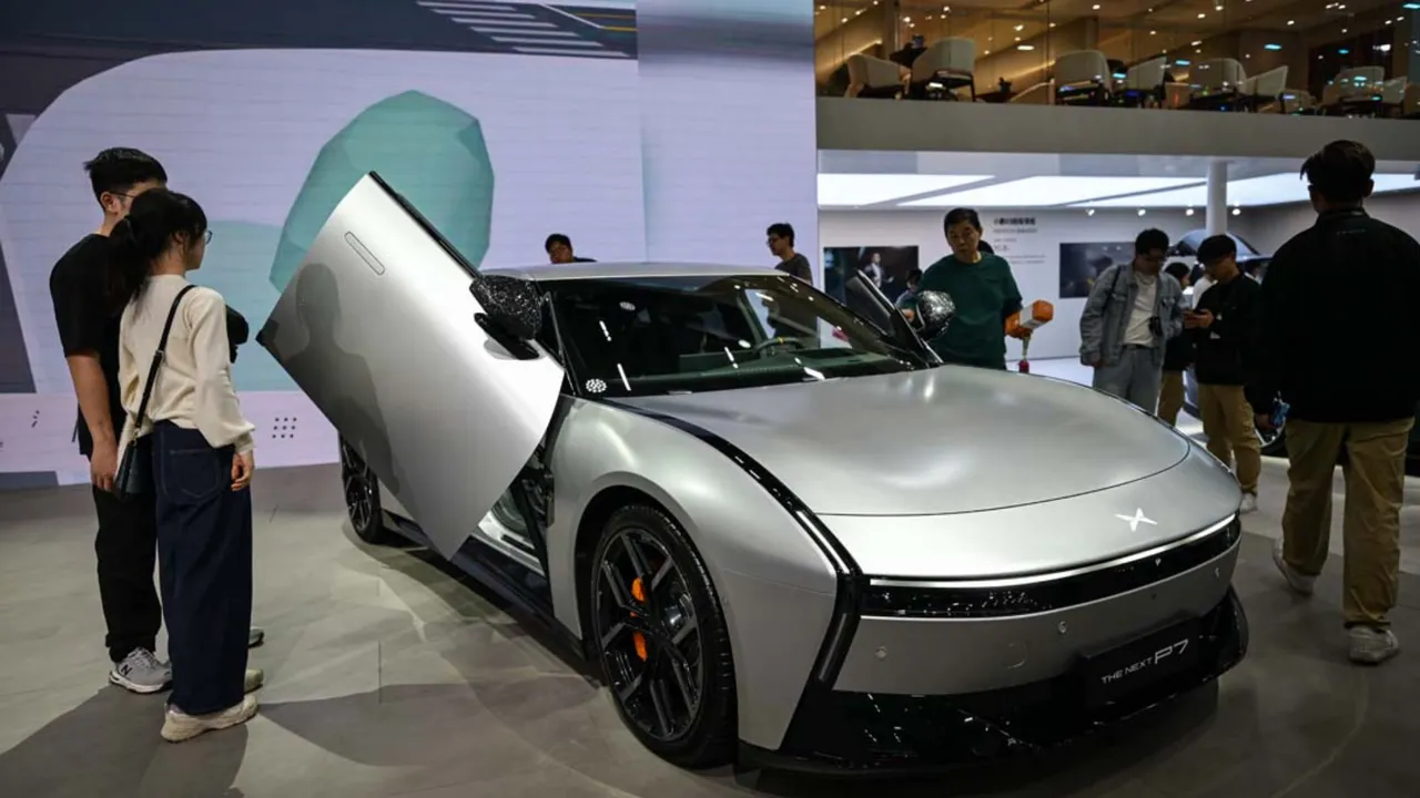 Dünyanın en modern otomobilleri bir arada! Milyonların gözü bu fuardaydı 