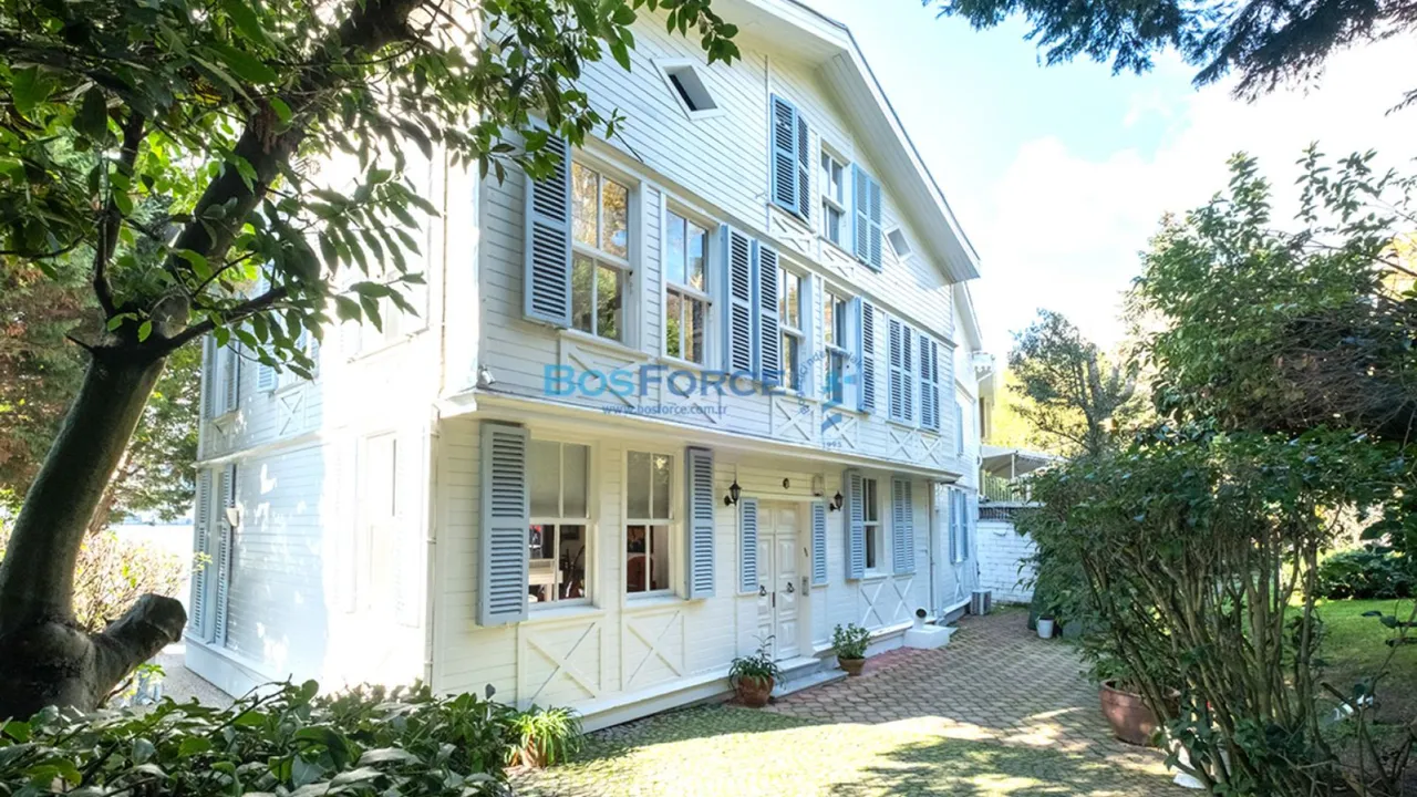 Ekranların ünlü yalısı yeni sahibini arıyor! Rekor bedelle satışa sunuldu