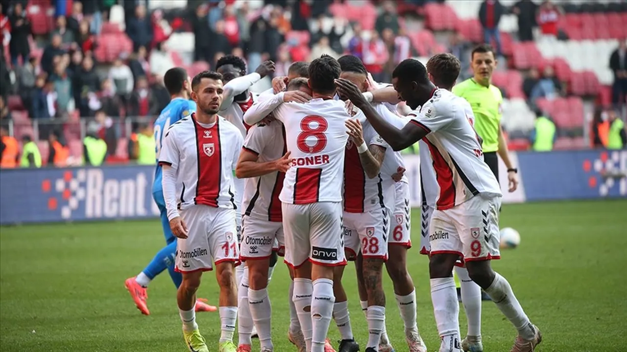 Samsunspor, 5 Aralık Cuma günü Galatasaray deplasmanına çıkacak