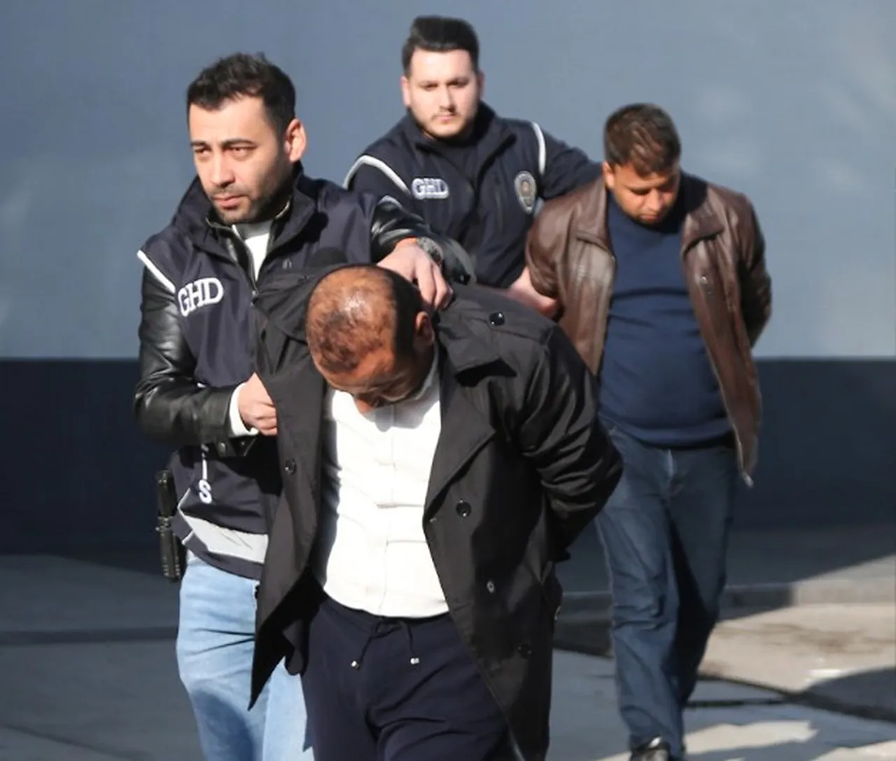 Göçmen kaçakçılığı çetesi çökertildi! Kişi başı istedikleri ücret ortaya çıktı