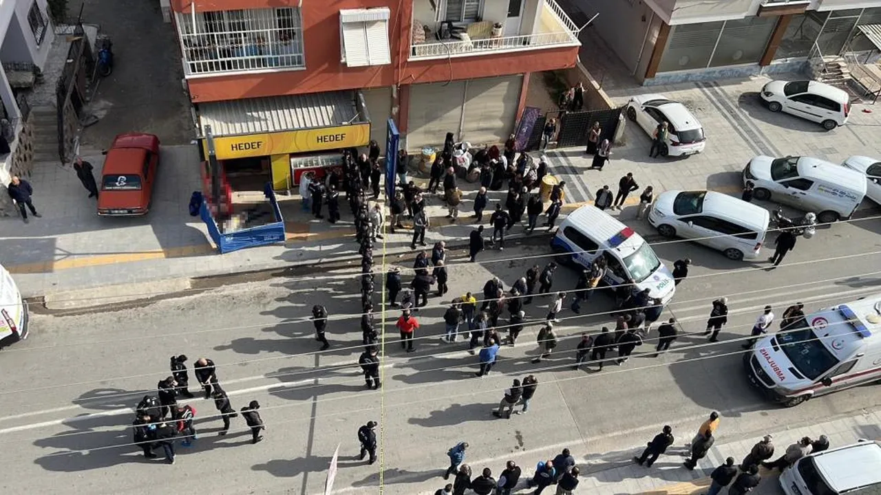 Olayın gerçekleştiği büfenin önü.