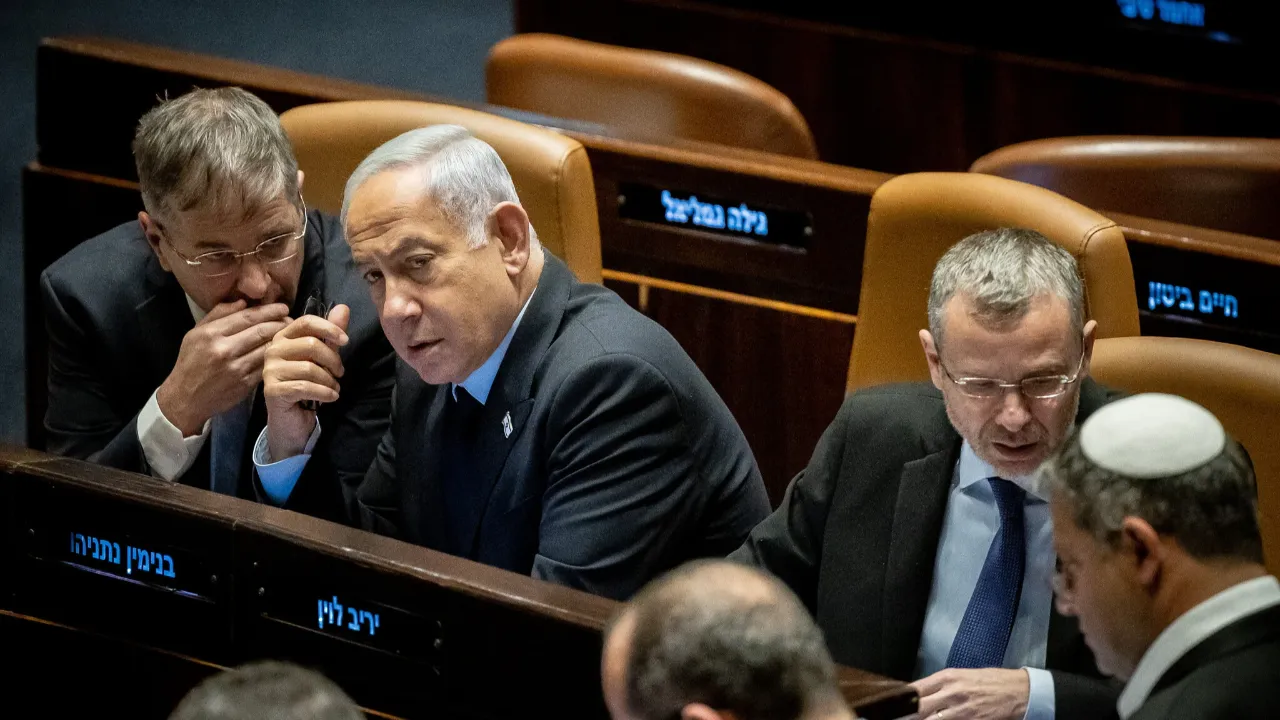 Netanyahu'nun boykot ettiği tasarı İsrail Meclisinden geçti! Gazze planında 39'a 0 oy