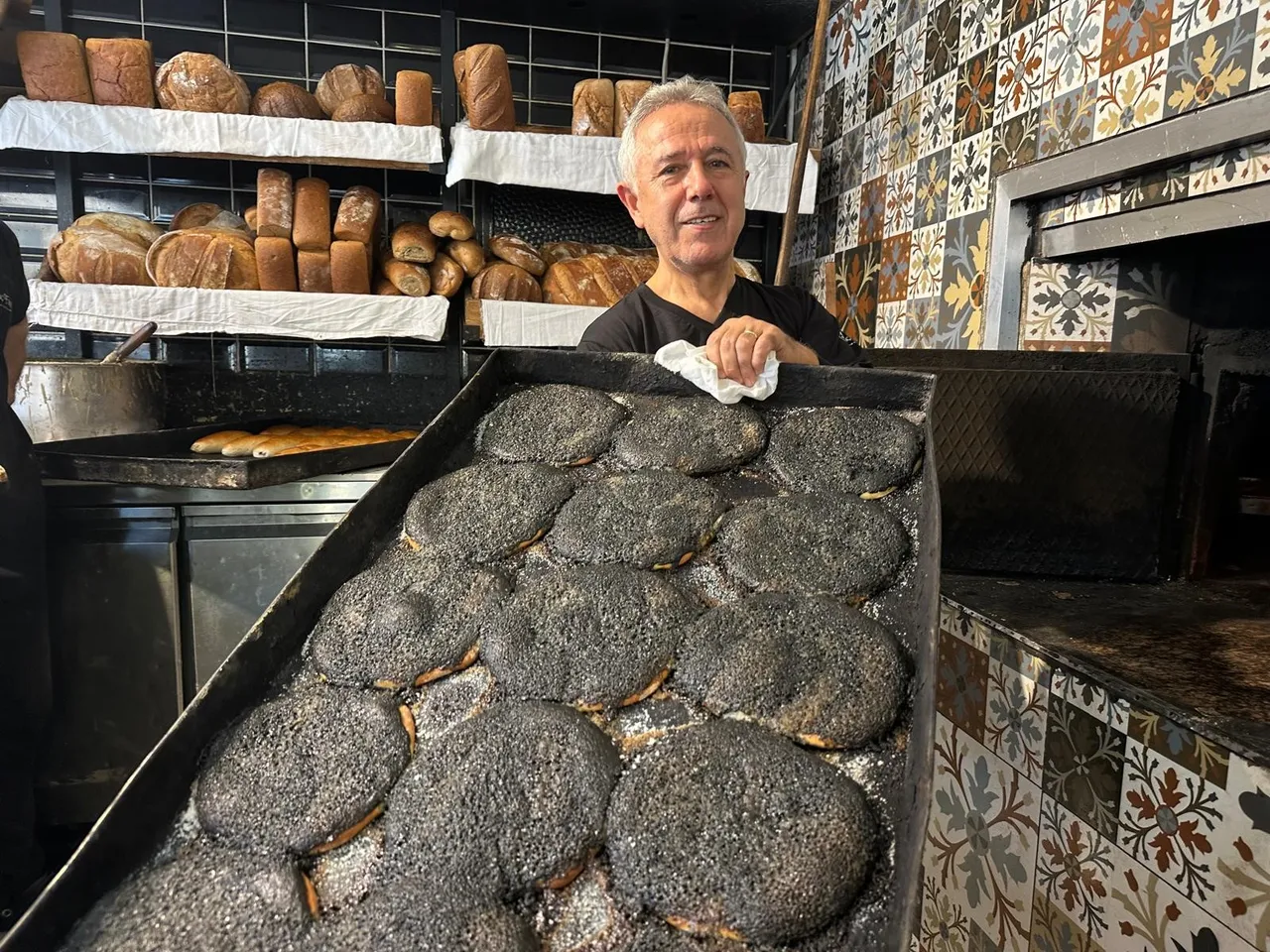 Perudan geldi, Bursayı salladı! Tahinli pidede yeni dönem başladı