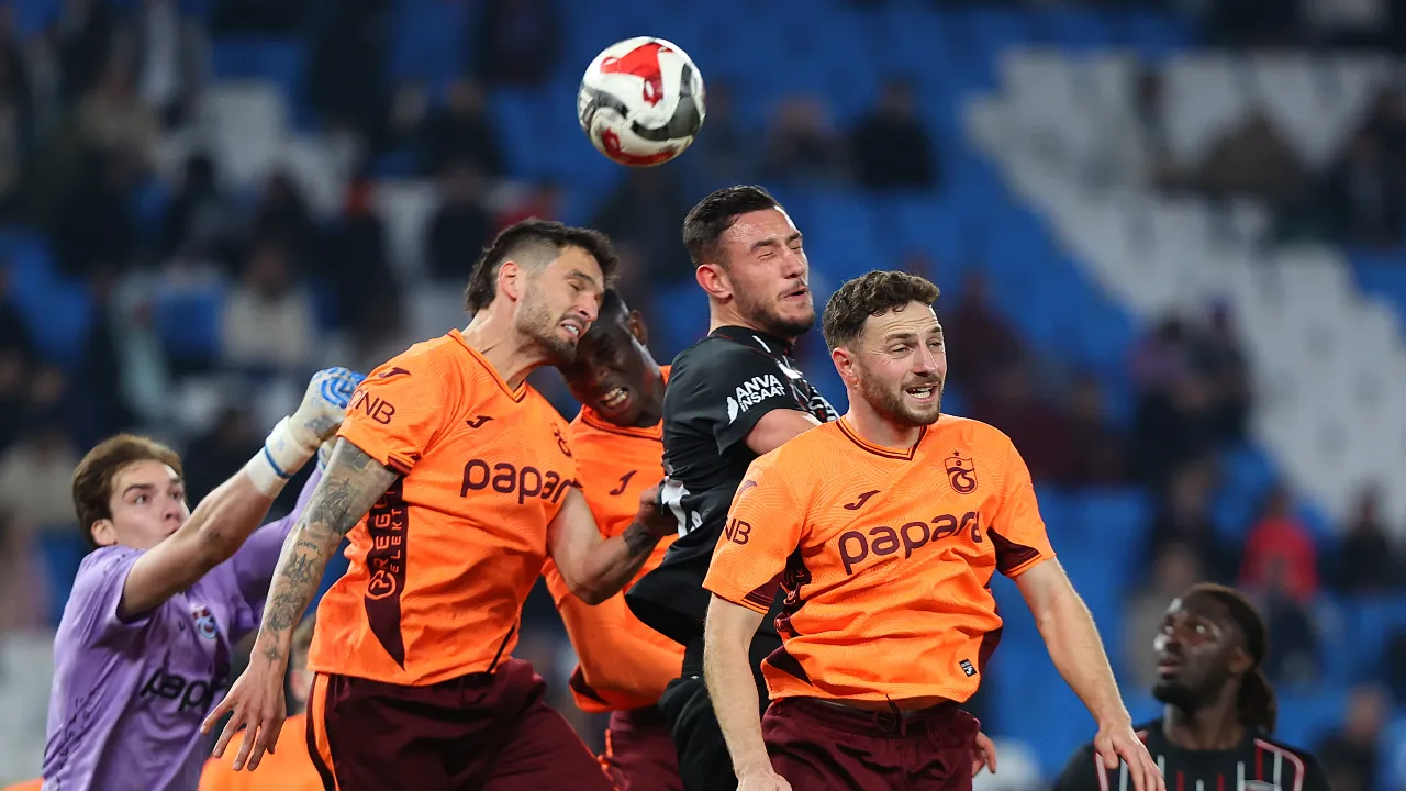 Trabzonspor evinde turladı