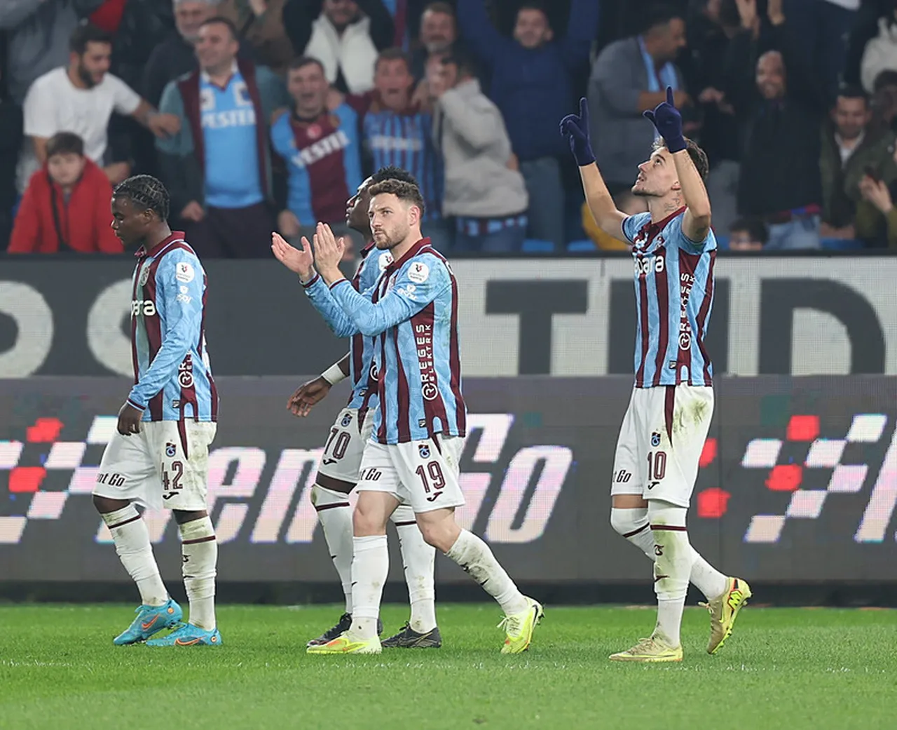 Trabzonspor–Vanspor maçı hangi kanalda, nerede izlenir, ne zaman? ZTK mücadelesi devam ediyor