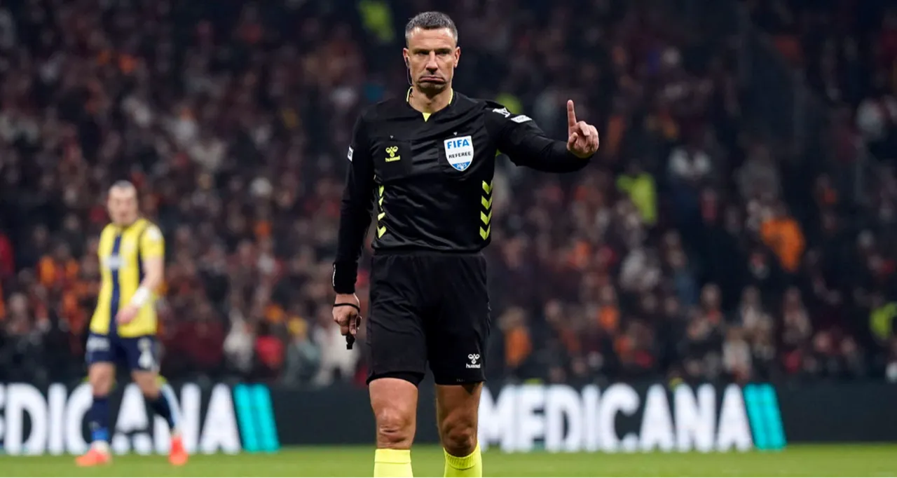 2025 yılının en iyi 10 hakemi: Galatasaray-Fenerbahçe derbisini yöneten isim de listede