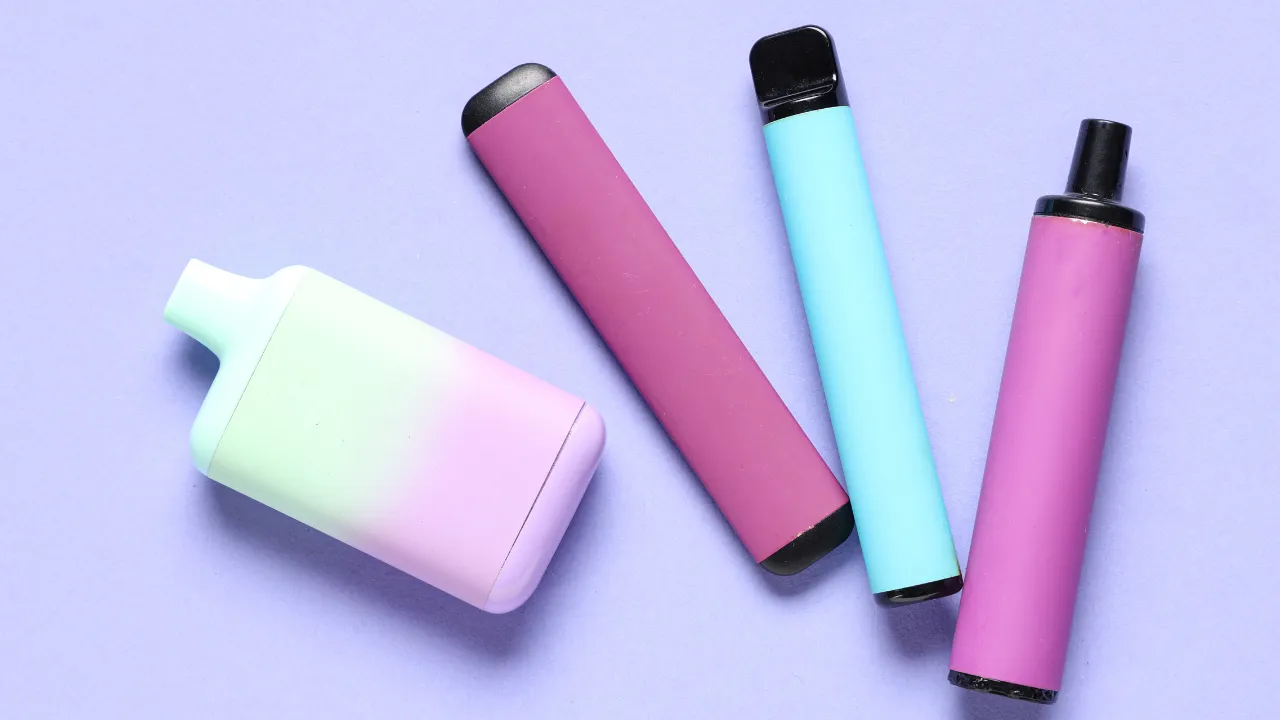 Azerbaycanda sıvı elektronik sigaralar yasaklandı