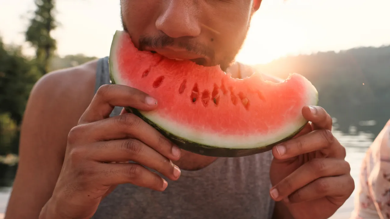Brezilyada trajik ölüm! Karpuz yeme yarışmasında boğularak can verdi