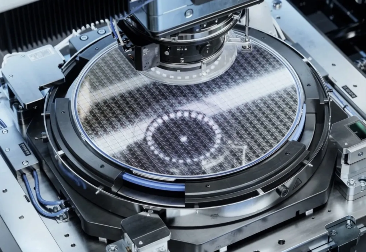 Çinin  çakma  EUV makinesi tek bir çip bile üretemedi!
