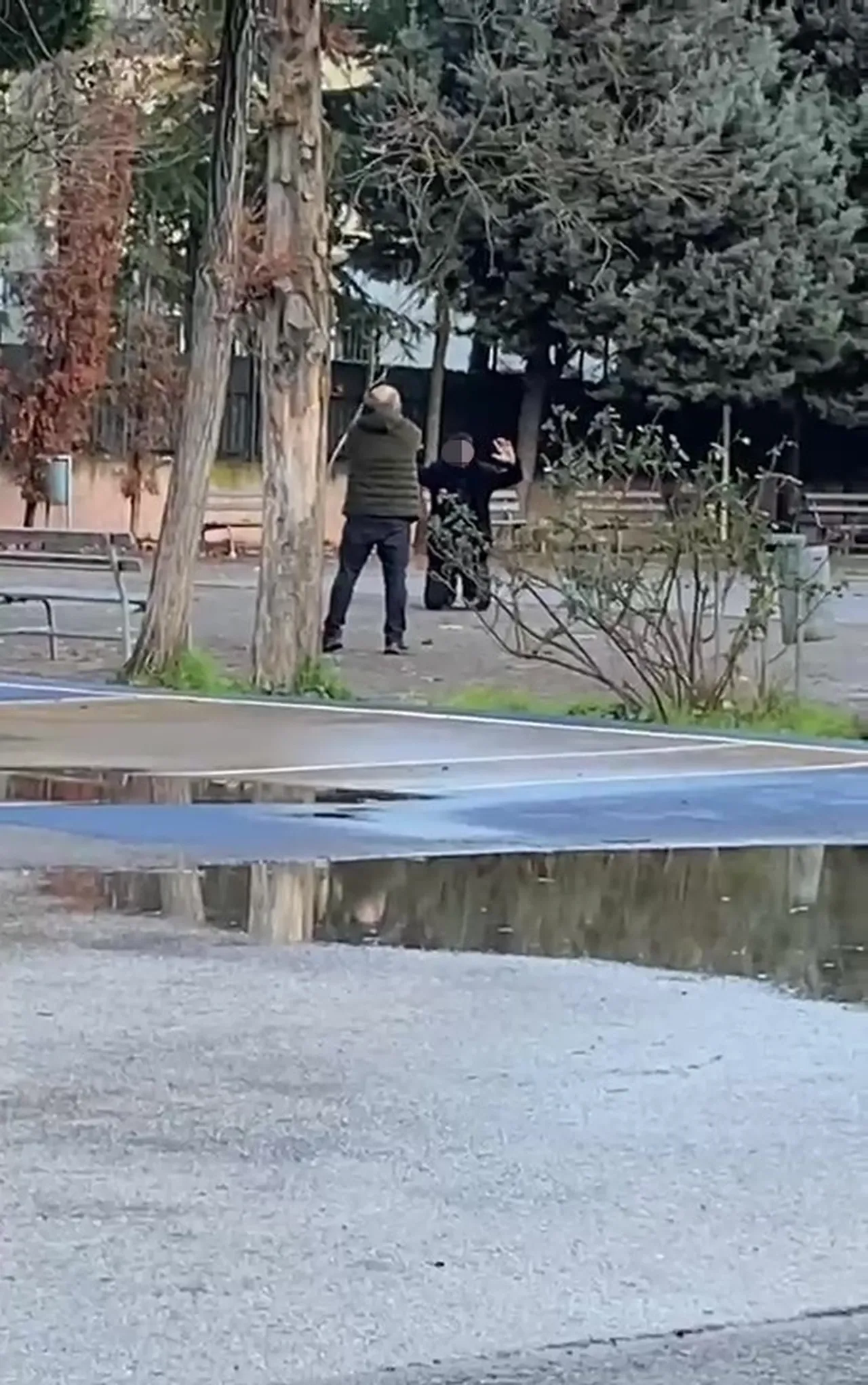 Okul bahçesinde rehine krizi: Baba serbest, şantajcı tutuklandı!