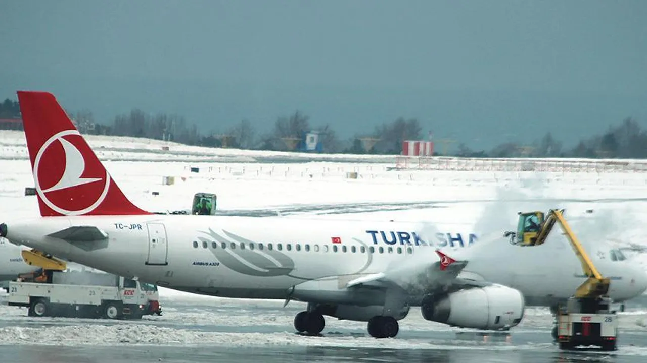 THY sefer iptallerini resmen duyurdu! Hava trafiğine kar engeli
