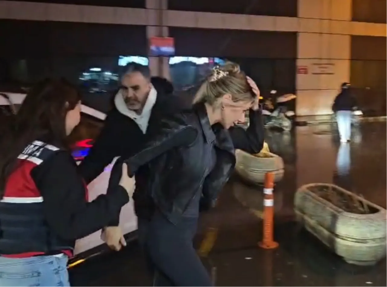 Ünlülere yönelik uyuşturucu operasyonu: Şeyma Subaşı havalimanında gözaltına alındı!