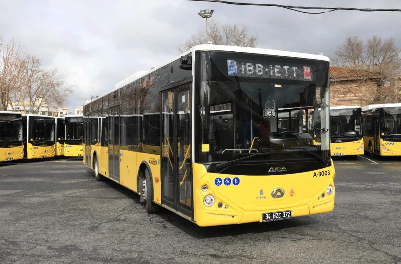 1 Ocak'ta otobüsler ücretsiz mi? Yılbaşında ücretsiz olan toplu taşımalar (İstanbul, Ankara, İzmir)