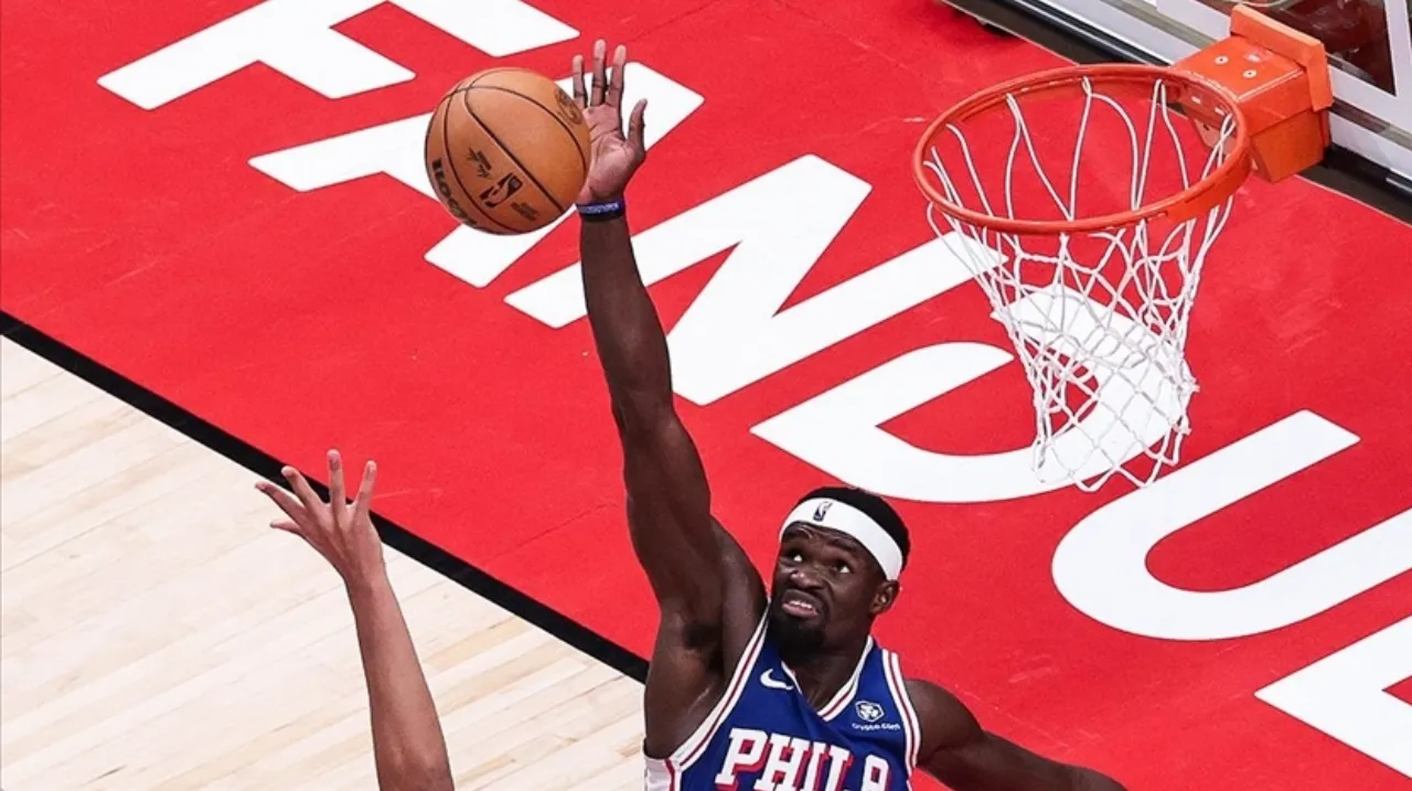 Adem Bona'lı Philadelphia 76ers son iki saniyede kazandı