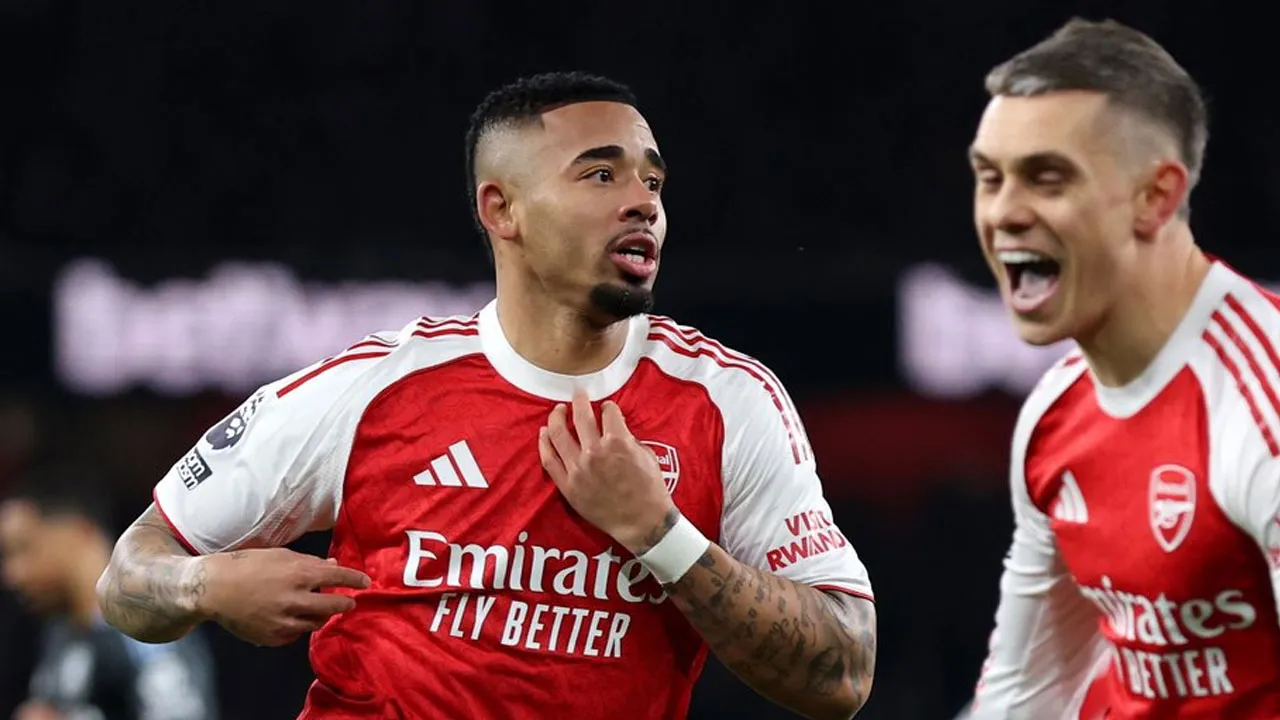 Arsenal, Aston Villa’ya patladı: 5 gol atıldı, 11 maçlık seri bitti