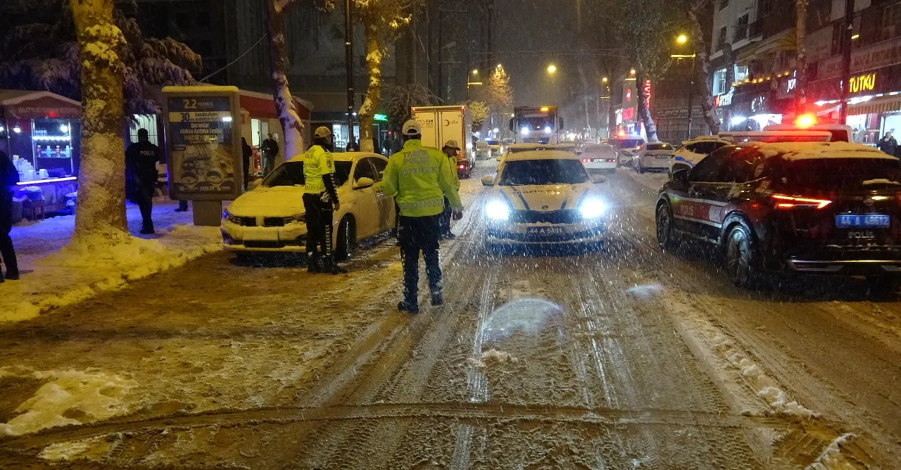 Kadınların kavgasında bıçaklar konuştu! 19 yaşındaki Sena Nur Doğan öldü