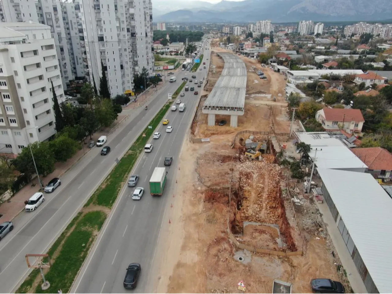 Kavşak inşaatını durduran pideci için karar çıktı!