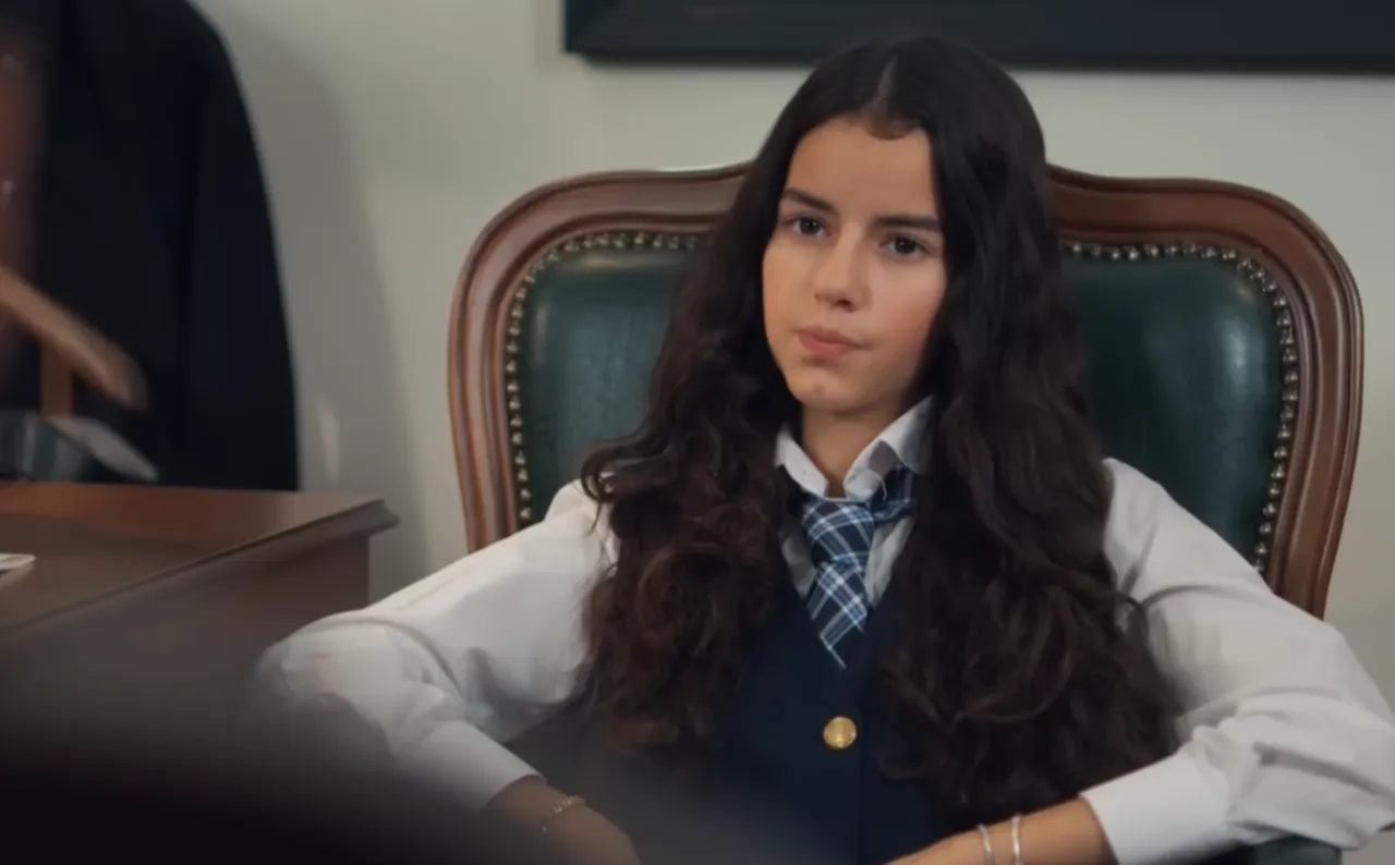 Mina Akdin kimdir, kaç yaşında? İşte oynadığı diziler ve kariyeri