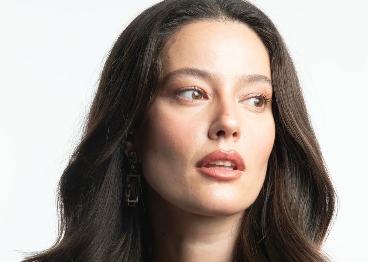 Pelin Akil kimdir, nereli? O Ses Türkiye konuğu oldu