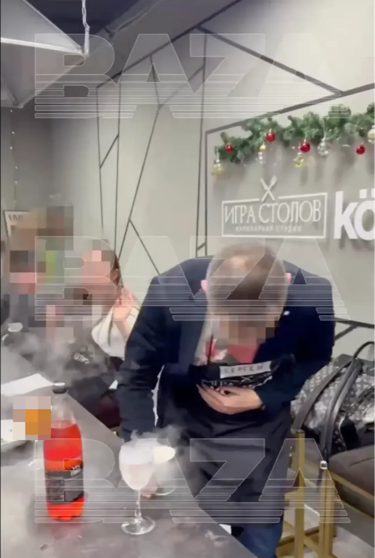 Şirketin yılbaşı yemeğine gitti, kabusu yaşadı! Sıvı nitrojen midesini parçaladı