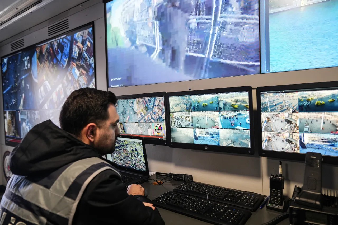 Taksim ve İstiklal'de yılbaşı için sıkı denetim