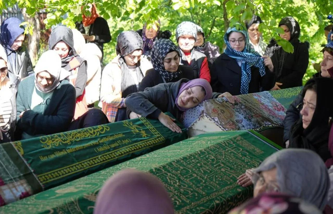 Akaryakıt istasyonunda baba ve 2 çocuğu can vermişti! Acılı anne mahkemede isyan etti