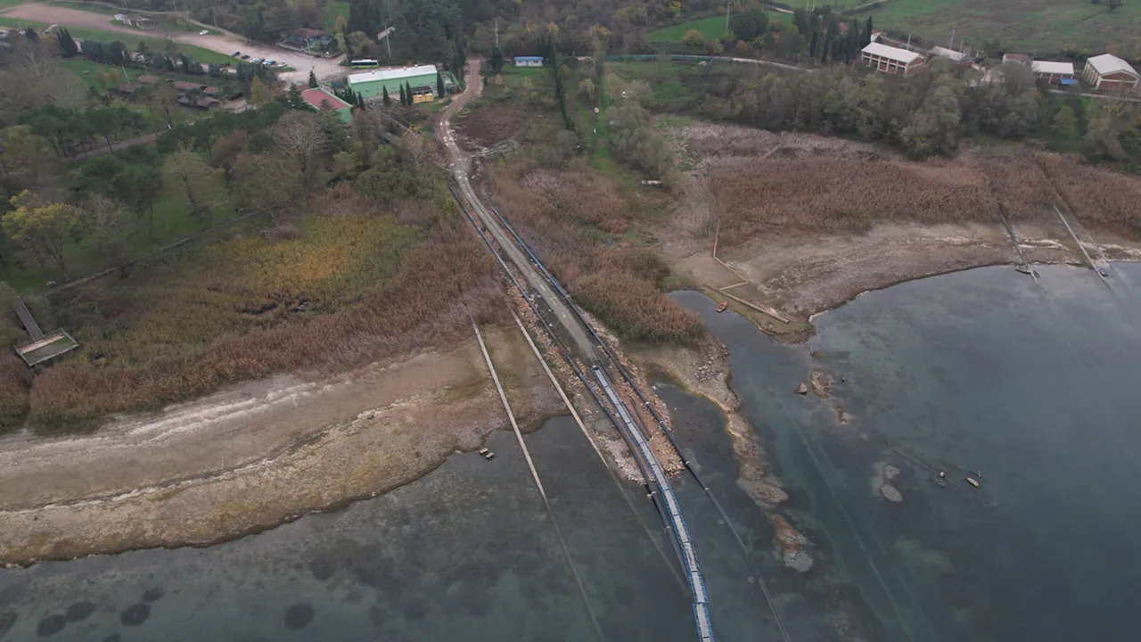 İki ili bekleyen tehlike! Sakarya Gölü santim santim yok oluyor! Susuzluk krizi kapıda  