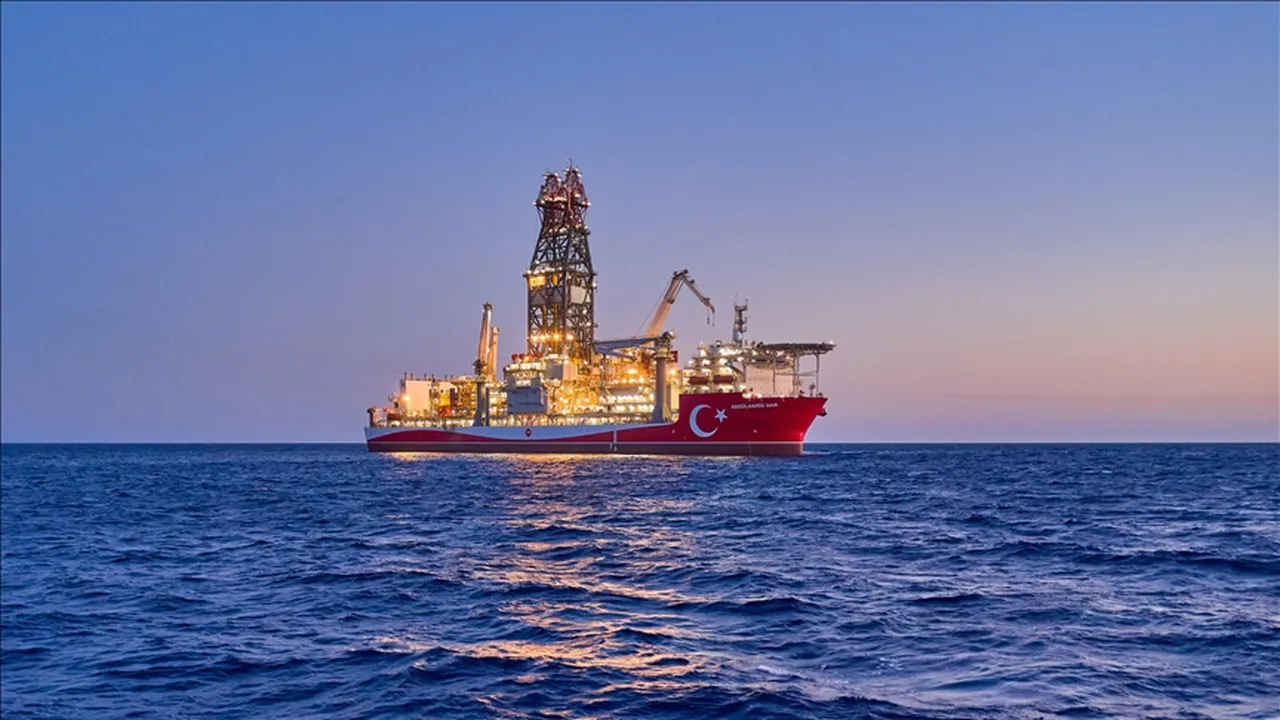 Karadeniz’den Akdeniz’e, Afrika’dan Asya’ya... Türkiye enerji için sınır tanımıyor!