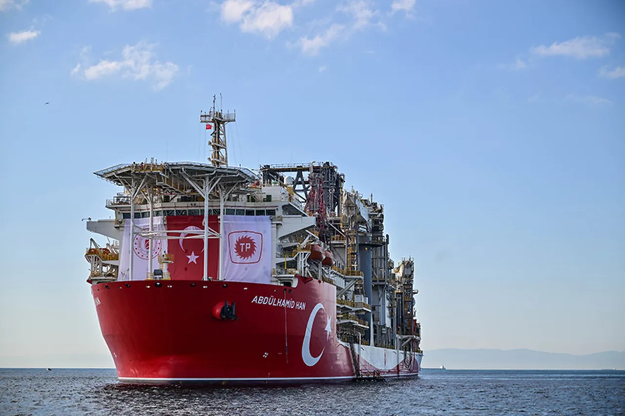 Karadeniz’den Akdeniz’e, Afrika’dan Asya’ya... Türkiye enerji için sınır tanımıyor!