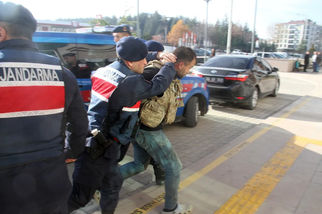 Konya’da dehşete düşüren olay: Baba, 7 yaşındaki oğlu önünde öldürüldü