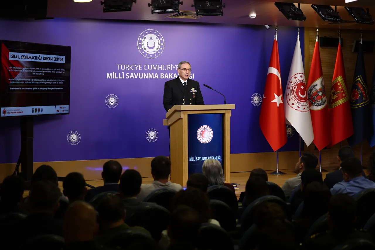 MSB'den, Yunan Bakan Dendias'a tepki: Hayalci açıklamaları olumlu atmosfere zarar veriyor