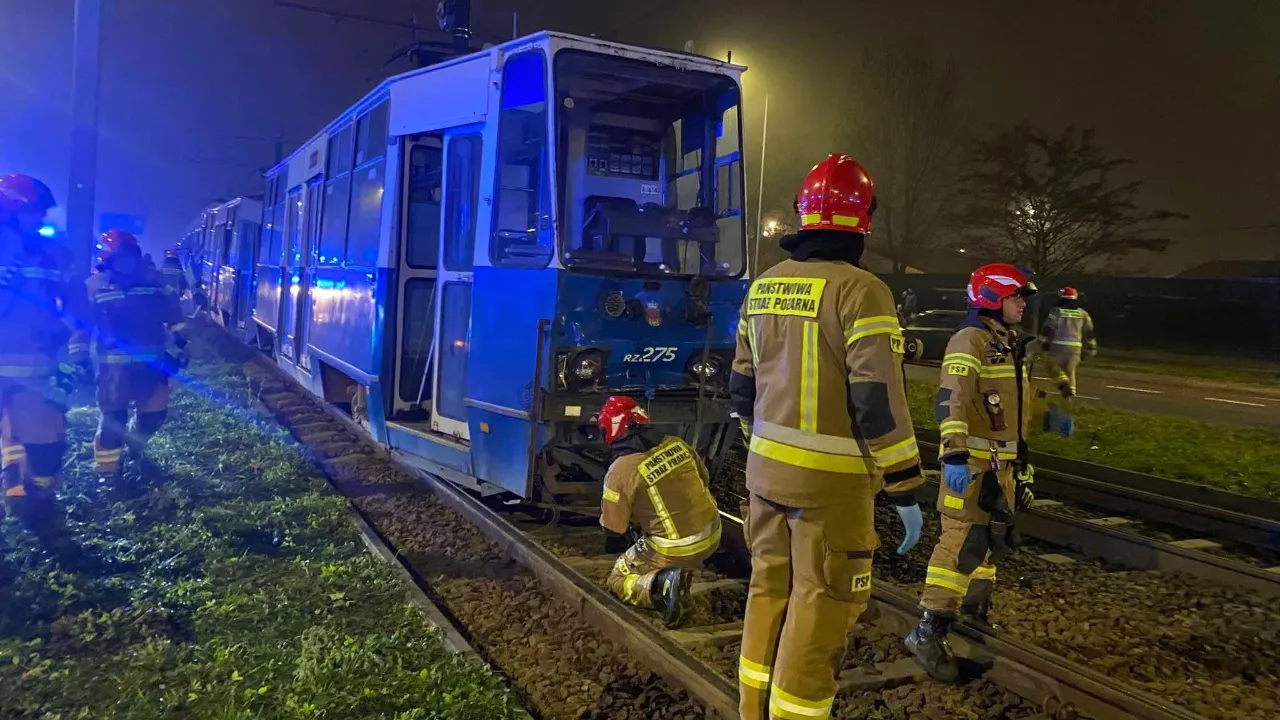 Feci kaza! Tramvaylar birbirine girdi, onlarca yaralı var