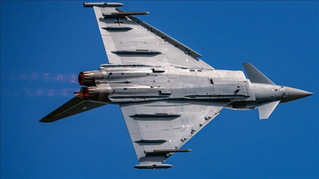 Eurofighter savaş uçağı