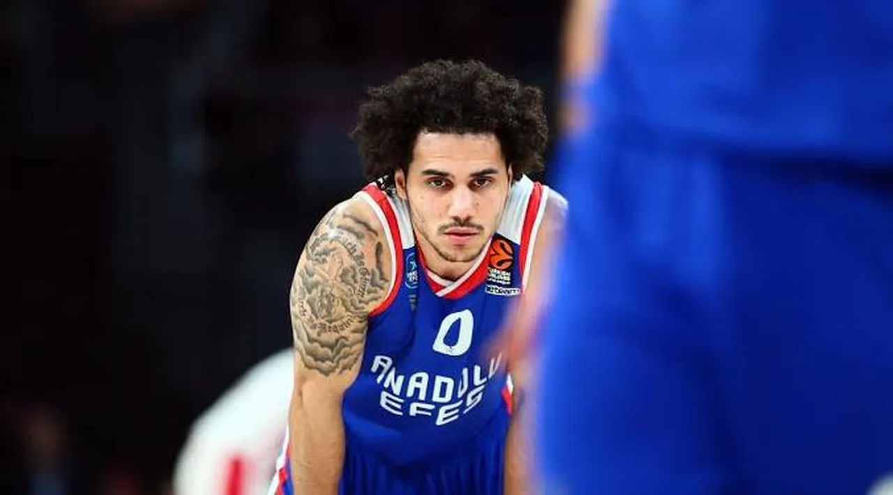 Shane Larkin neden yok, sakat mı, ne zaman dönecek? Anadolu Efes - Real Madrid maçında gözler Larkini aradı