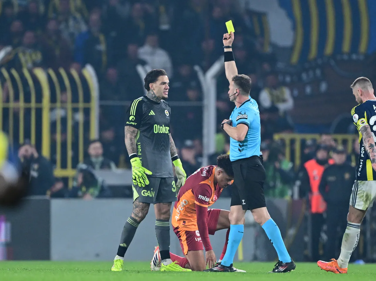 Yasin Kol, derbi maçta sergilediği performansla Galatasaray camiasının tepkisini çekti