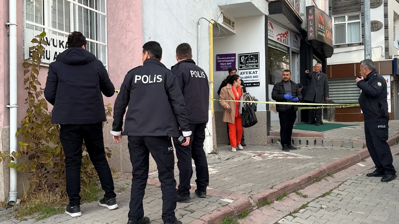 Boşanma görüşmesi kanlı bitti! Kayınpeder gelinini ve kız kardeşini vurdu