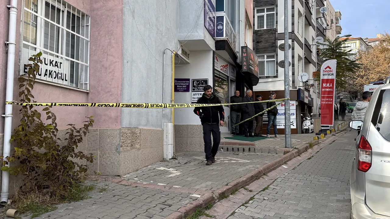 Boşanma görüşmesi kanlı bitti! Kayınpeder gelinini ve kız kardeşini vurdu