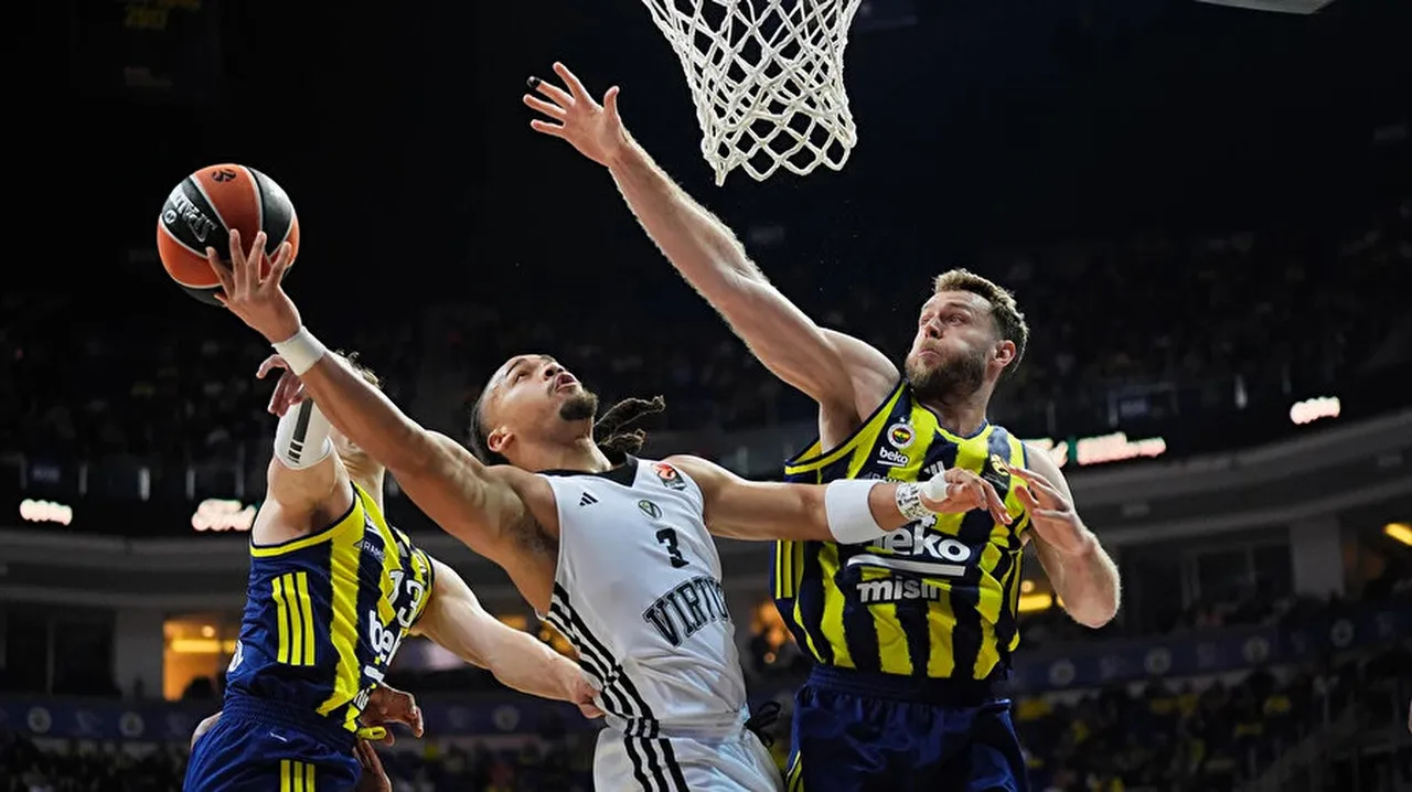 Fenerbahçe Beko maçı neden ertelendi, ne zaman oynanacak? Fenerbahçe Beko hükmen galip mi sayılacak?