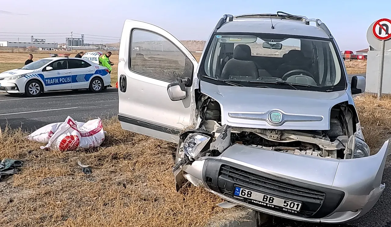 Hastane çıkışı hastanelik oldular! Kaza yapan sürücü tedaviyi reddetti