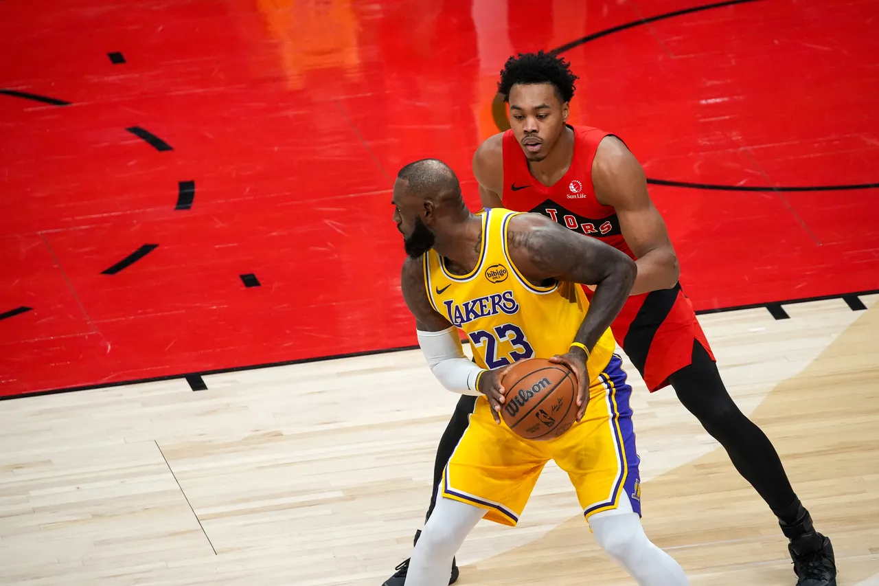 LeBron James 8 sayıyla oynadı