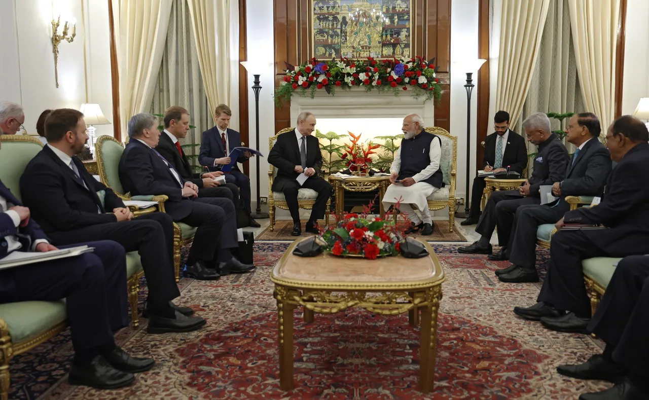 Yeni Delhide kritik zirve! Putin ve Modiden Filistin çağrısı