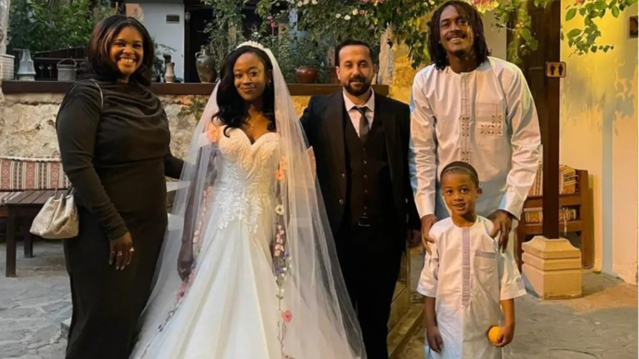 Adanaya Afrikalı gelin! En çok şaşırdığı geleneği açıkladı