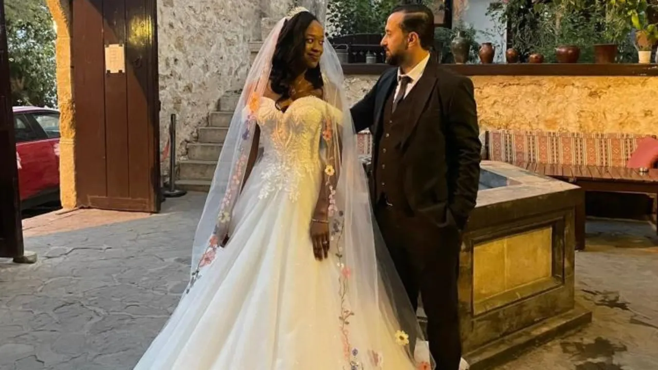 Adanaya Afrikalı gelin! En çok şaşırdığı geleneği açıkladı