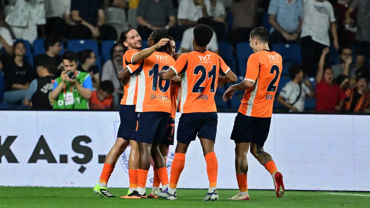 Başakşehir-Fenerbahçe maçı hangi kanalda, ne zaman? Canlı yayın bilgileri netleşti!