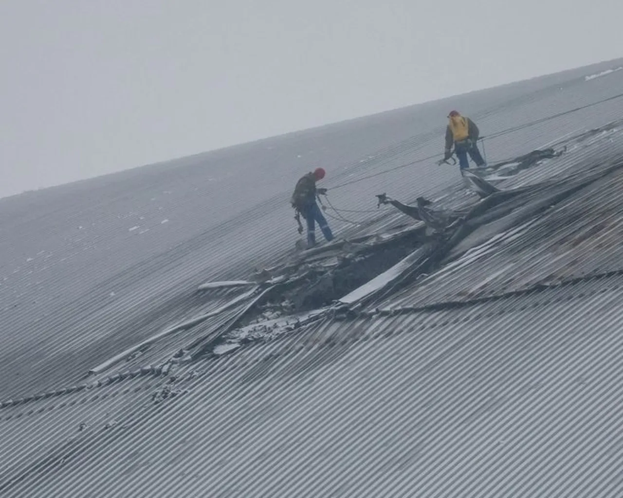 Birleşmiş Milletler bünyesindeki Uluslararası Atom Enerjisi Ajansı (UAEA), Ukrayna’daki Çernobil Nükleer Santralinde 1986 faciasından kalan radyoaktif maddeleri çevreleyen koruyucu kalkanın güvenlik işlevini kaybettiğini duyurdu.